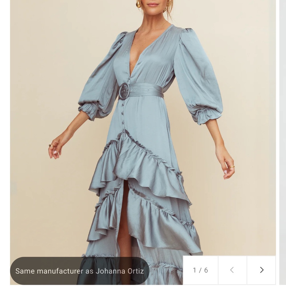 Chic Blue Midi Dress with Flattering Silhouette